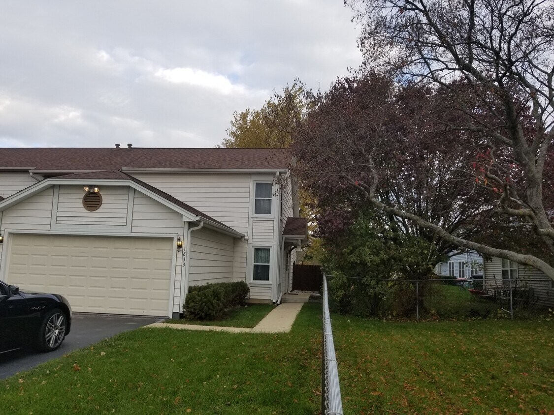 Foto principal - 1833 Shetland Rd