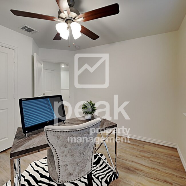 Foto del edificio - $1799 Beautiful 3 bed 3 bath townhome!
