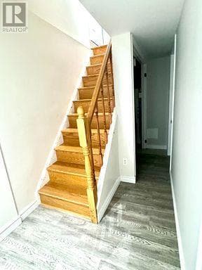 Building Photo - 116 Tangmere Crescent