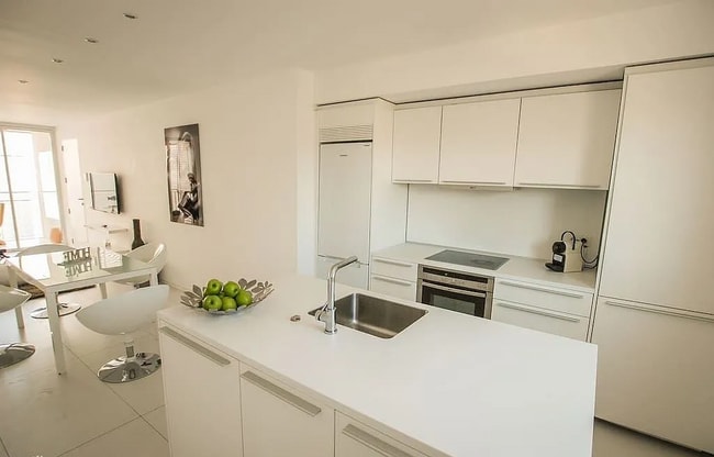 Building Photo - 220 Nice Ln