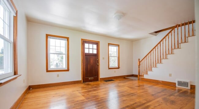 Building Photo - 11 Grampian Blvd