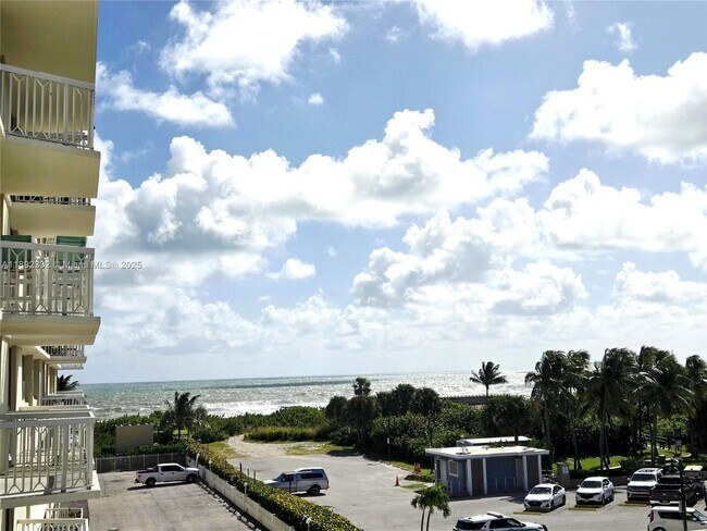 Foto del edificio - 125 S Ocean Ave