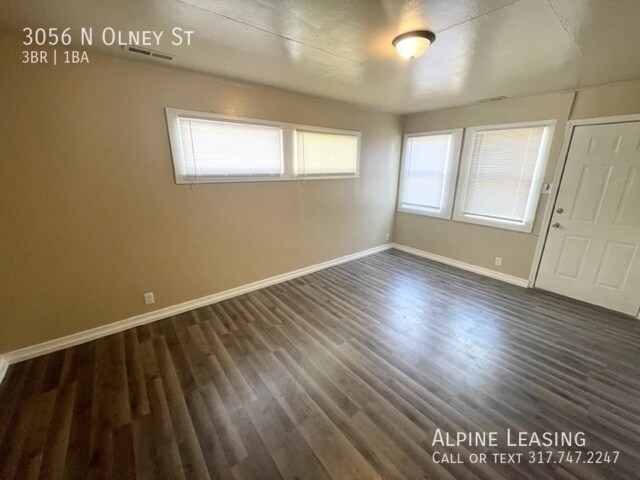 Building Photo - 3 Bedroom only a couple of blocks from pop...