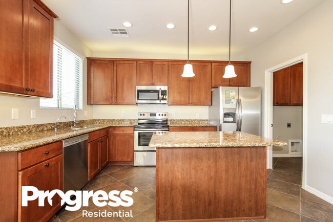 Foto del edificio - 14987 N 174th Ave