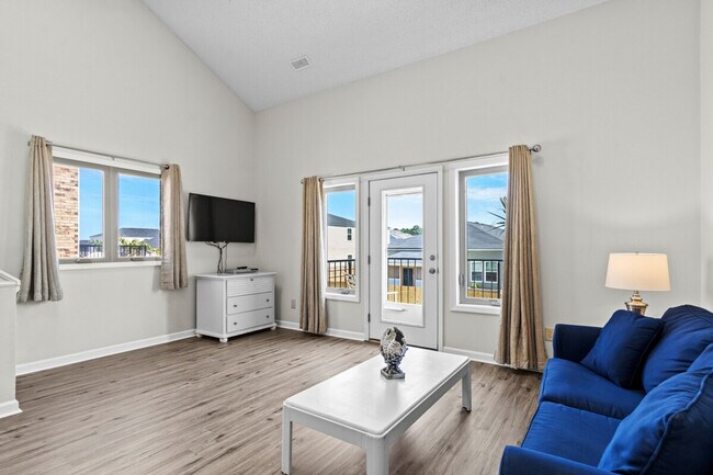 Foto del edificio - 216 Double Eagle Dr