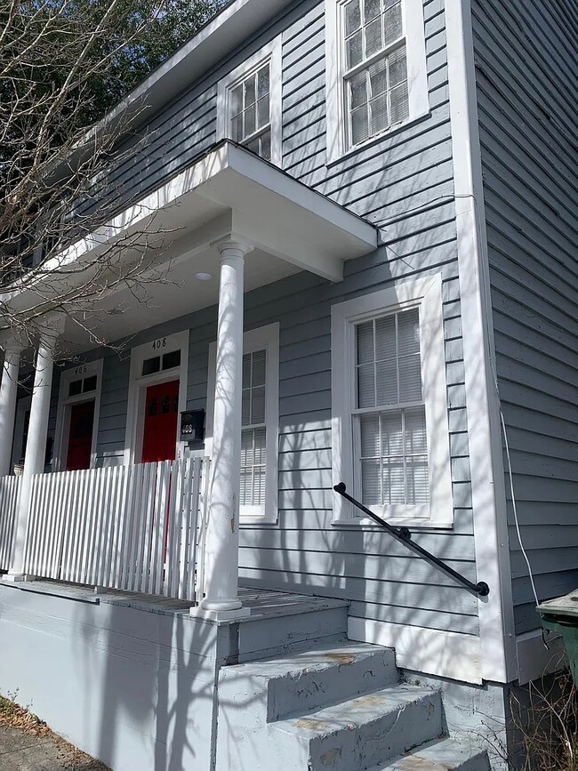 Building Photo - 408 E 31st St
