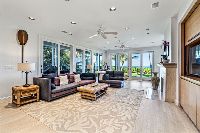 Building Photo - Hawaii Life Presents Modern Mokuleia Beach...