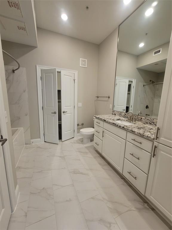Foto principal - 2111 Austin St
