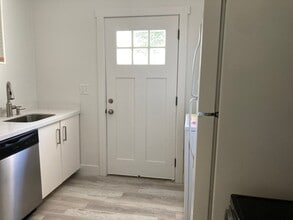 Building Photo - 369 N 450 W