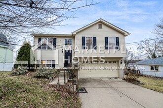 Building Photo - 2457 Lorraine Ct