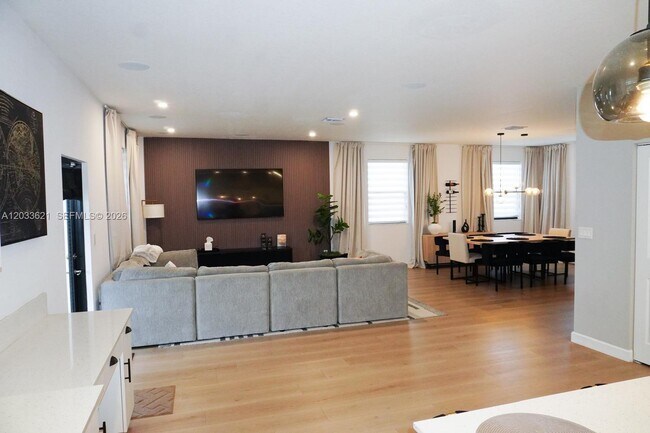 Foto del edificio - 11942 SW 243rd St