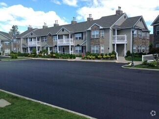 Building Photo - 536 Bevelander Pl