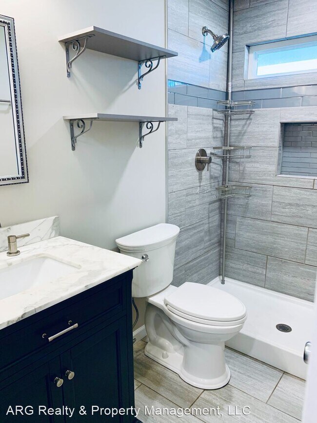 Foto del edificio - 3 br, 2 bath House - 30 Highland Blvd