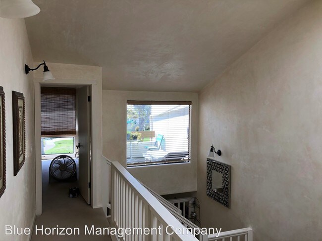 Foto del edificio - 2051 Cliff Dr