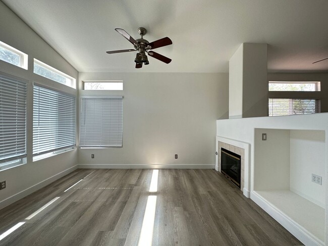 Building Photo - Home for Rent