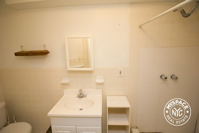 Foto del edificio - 175 Quincy St