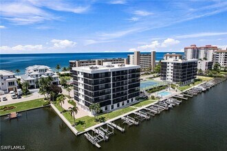 Building Photo - 10420 Gulf Shore Dr