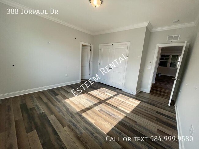 Foto del edificio - 388 Jorpaul Dr