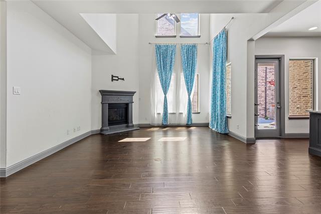 Building Photo - 1245 Harris Hawk Way