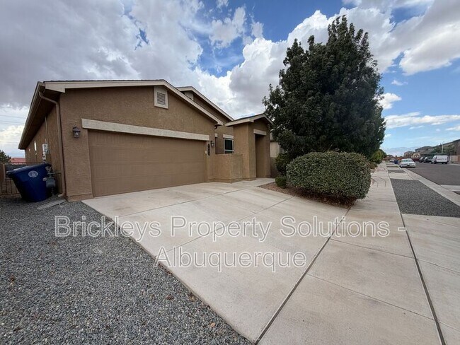 Foto del edificio - 7005 Silver Moon Rd