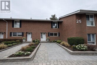 Building Photo - 25 Romfield Circuit