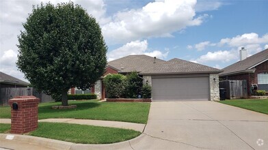 Building Photo - 2604 Southern Hills Dr
