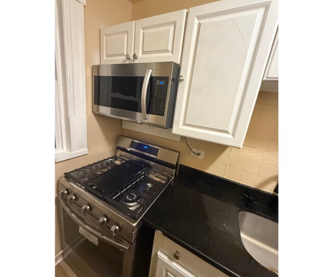 Foto del edificio - 44 Sanborn St