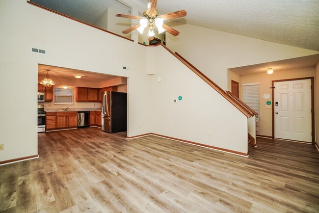 Foto del edificio - 6150 Kensington Glen Dr