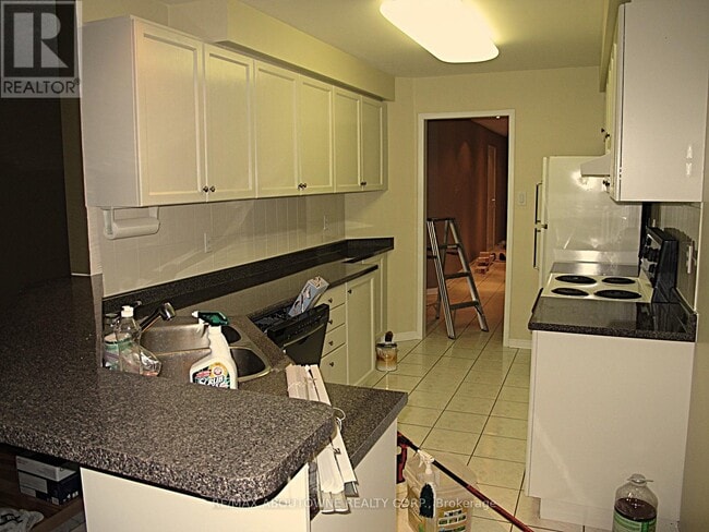 Photo du bâtiment - 1160 Westview Terrace