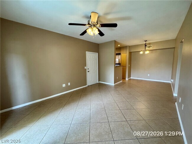 Building Photo - 8000 W Badura Ave