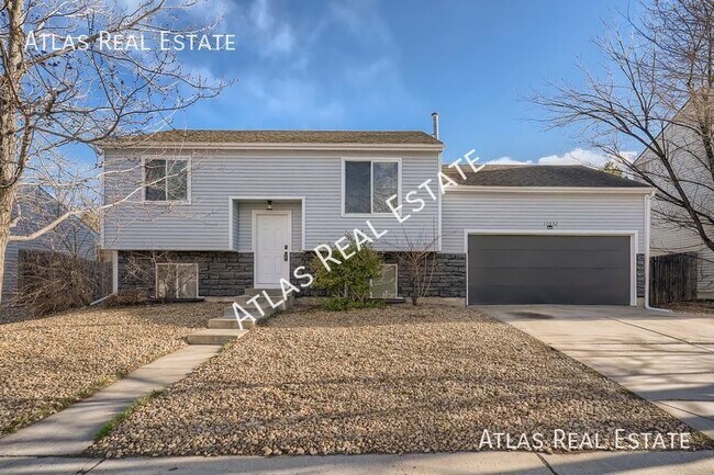 Building Photo - Spacious 4-Bed, 2-Bath Home at 17032 E Ark...