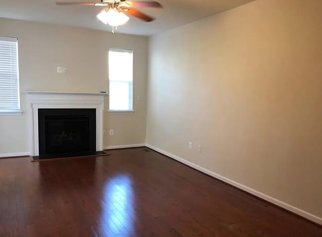 Photo - 670 Highland Farms Cir (Gambrills, MD) Townhome
