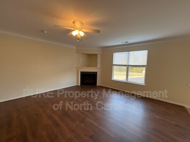 Building Photo - 4200 Herkimer Dr