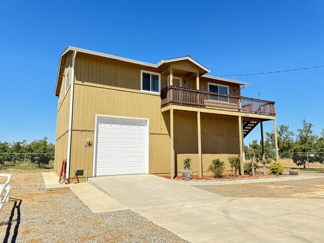 Foto del edificio - 3 bed/ 2 bath house in country setting