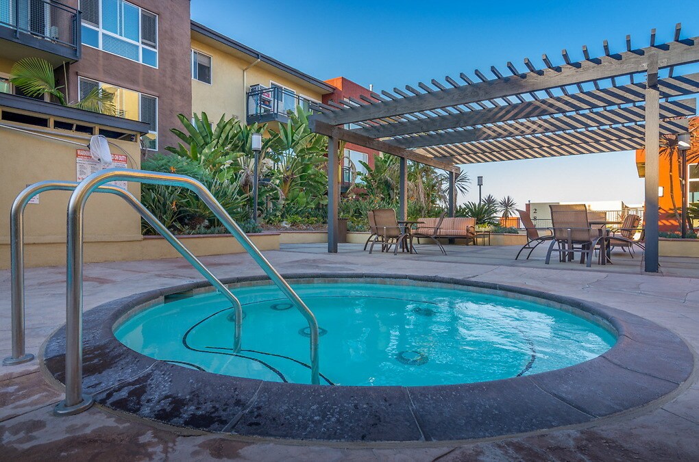 Highridge Apartments in Rancho Palos Verdes, CA Westside Rentals