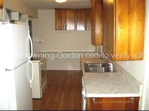 Foto del edificio - 4924a Briarwood Dr