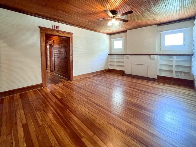 Foto del edificio - 115 NW 7th Terrace