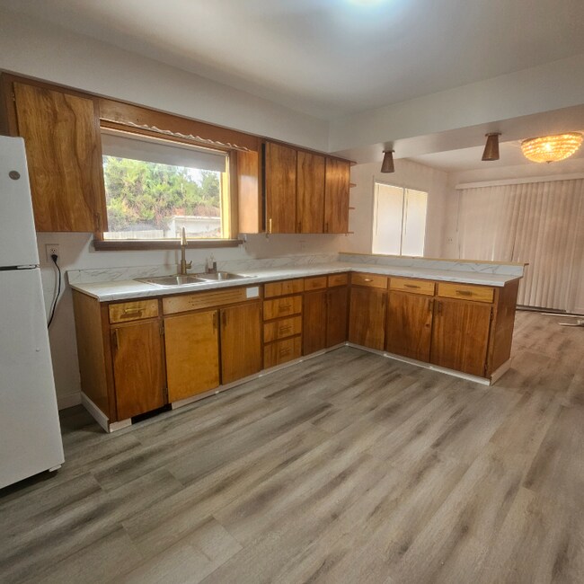 Foto del edificio - 704 Euclid St