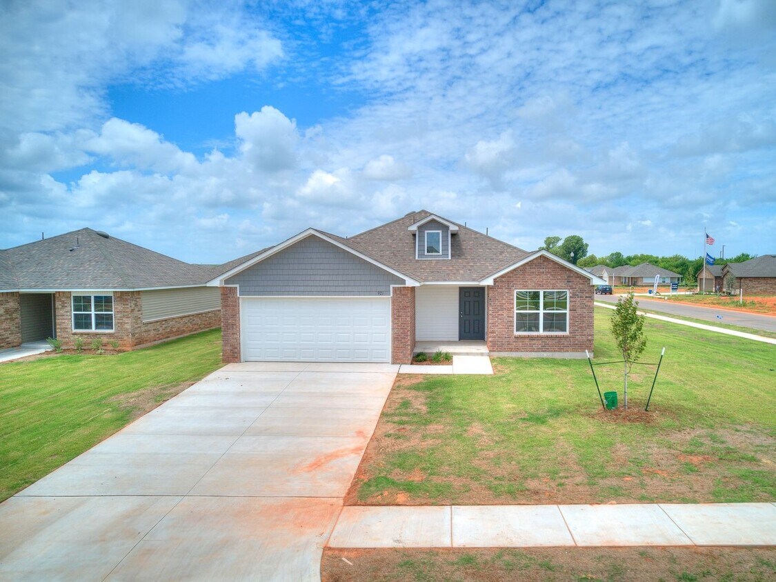 Foto principal - Charming New Home!