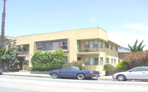 Building Photo - 4219 E 4th St