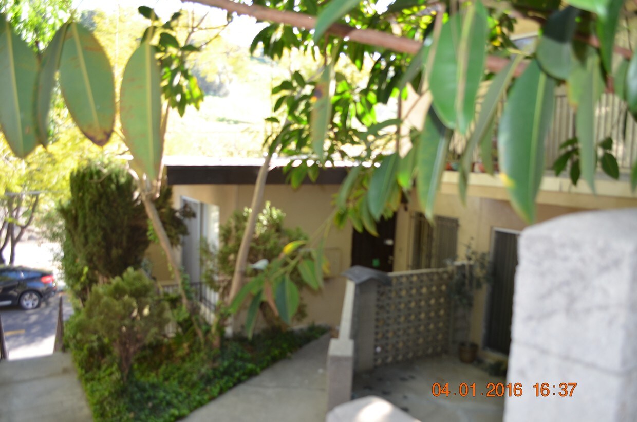 4043 Don Tomaso Dr, Baldwin Hills, CA 90008 Apartments in Baldwin Hills, CA