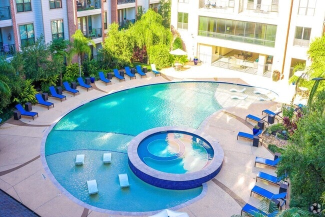 Building Photo - San Antigua Apts