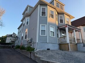 Building Photo - 36 Fairmount St