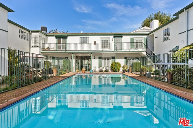 Foto del edificio - 9768 W Olympic Blvd