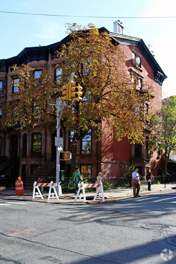 Foto principal - 19 7th Ave