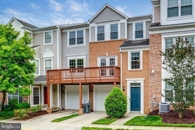 Foto del edificio - 4307 Chariot Ct