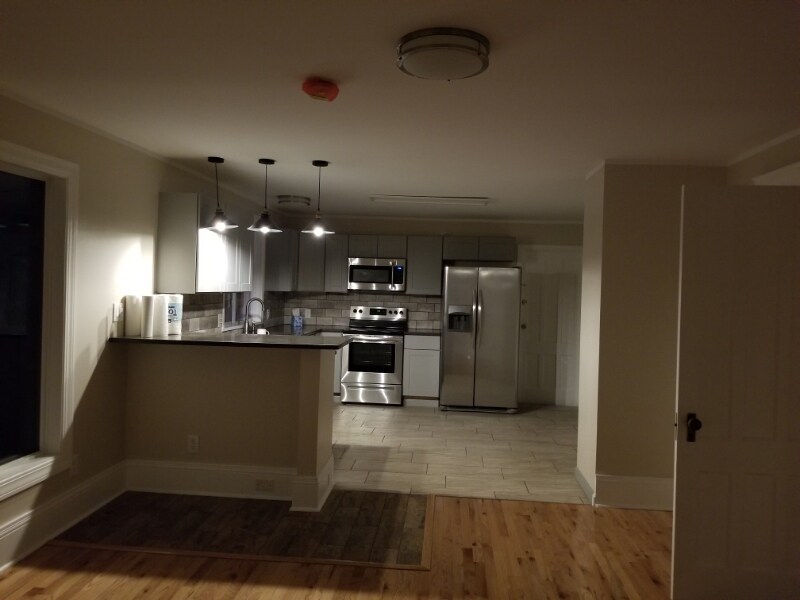 137 Tennyson Ave Unit 2, Syracuse, NY 13204 Room for Rent in Syracuse