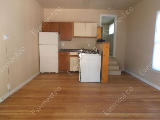 Building Photo - 505 Cañon Ave