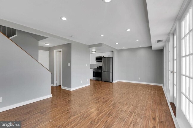 Building Photo - 10850 Green Mountain Cir