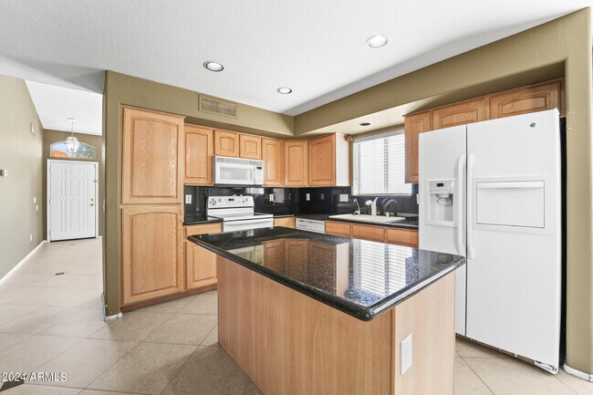 Foto del edificio - 20734 N 38th St